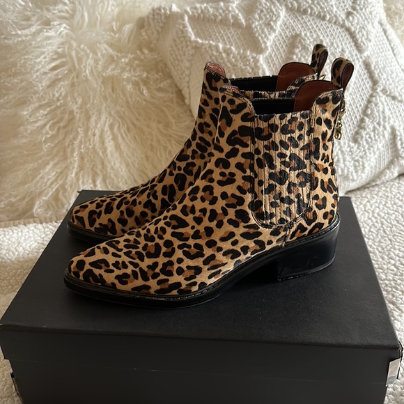 Coach Shoe Bowery Chelsea Boot Leopard Natural Haircalf 9 B - Picture 3 of 7
